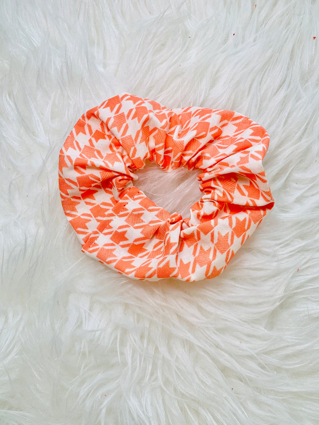 Heart Houndstooth Scrunchie