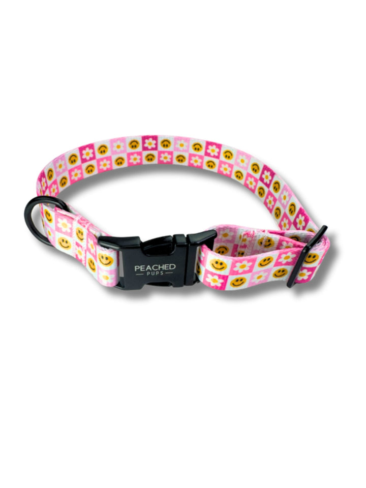 Retro Bloom Collar
