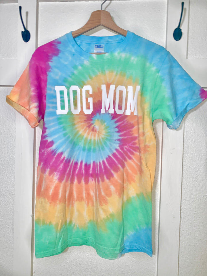 "Dog Mom" Collegiate Tee