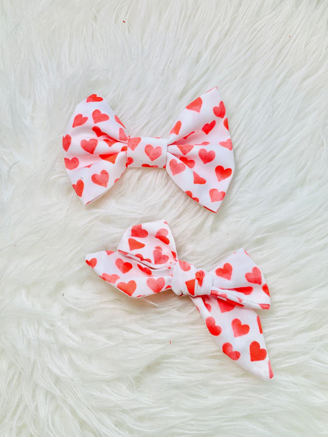 mini hearts bow