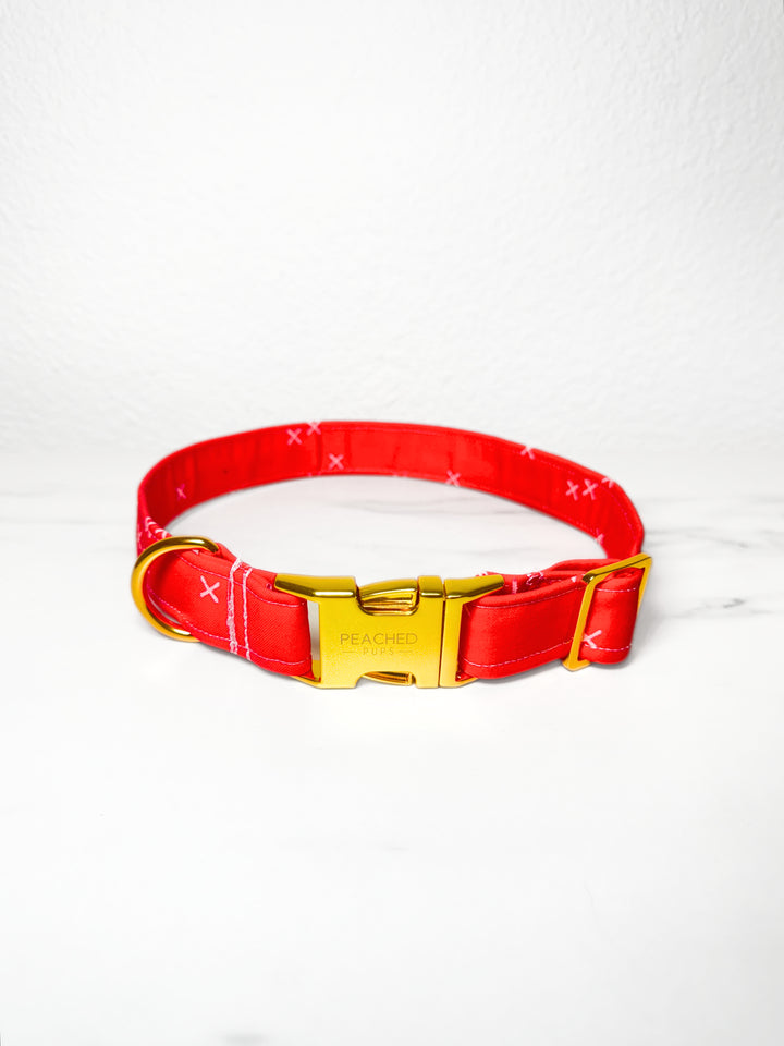 Scarlet Collar