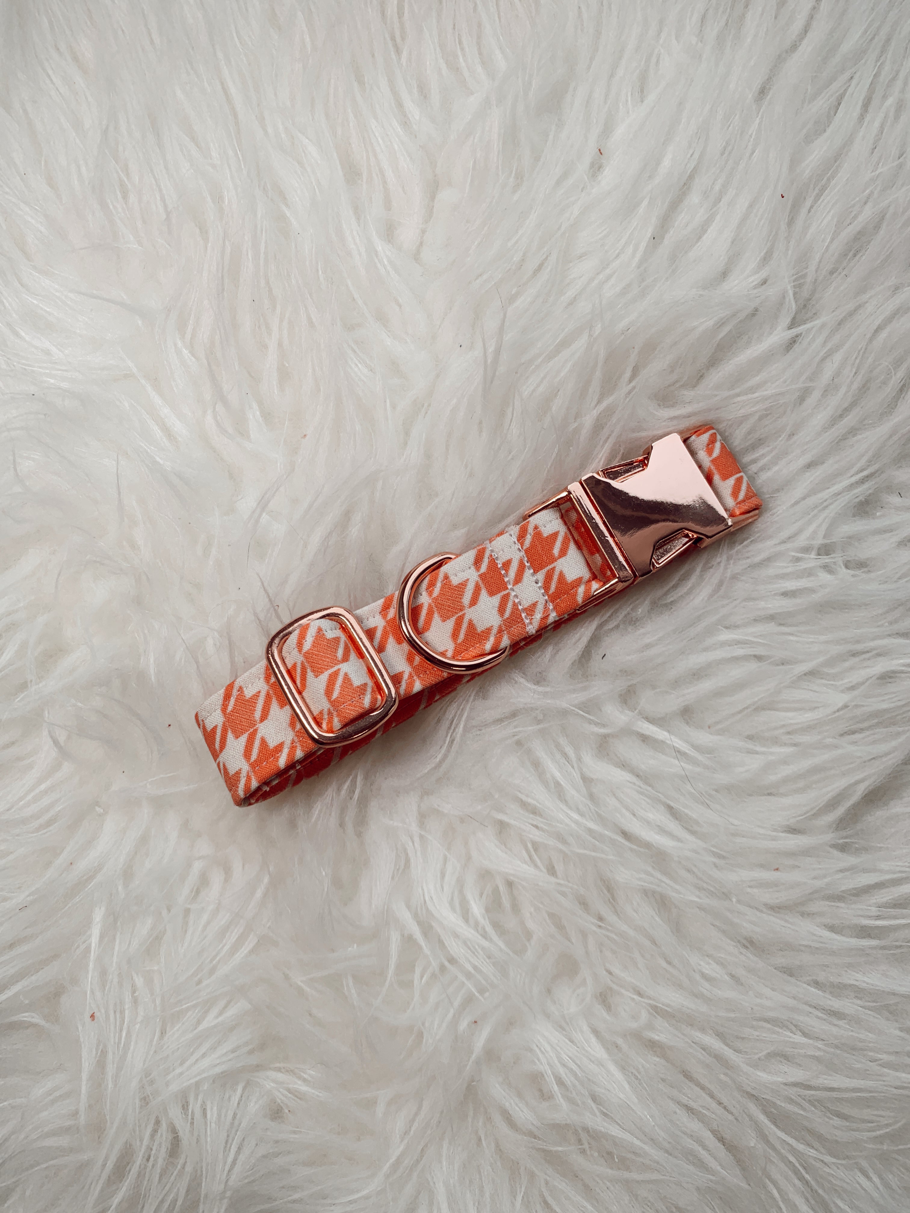 Heart Houndstooth Collar