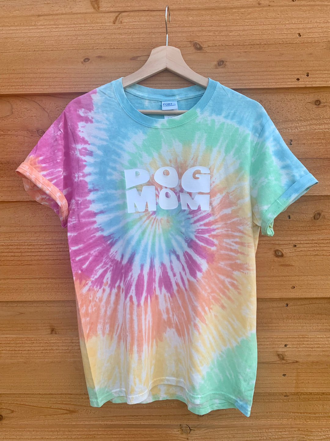 Dog Mom Wavy T-Shirt