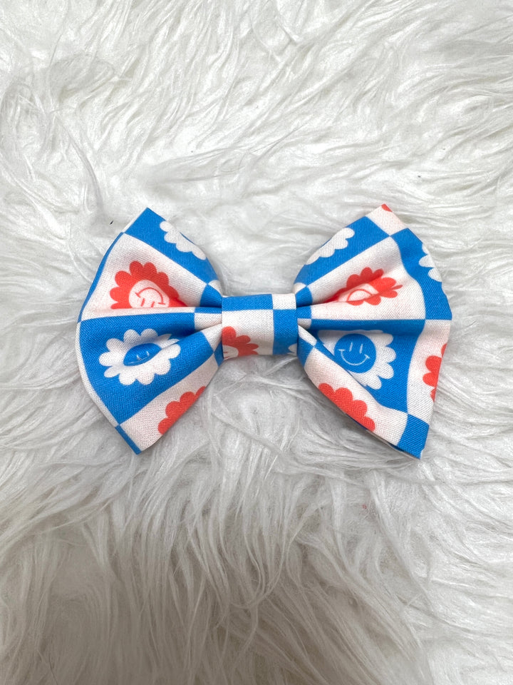 red, white & bloom bow